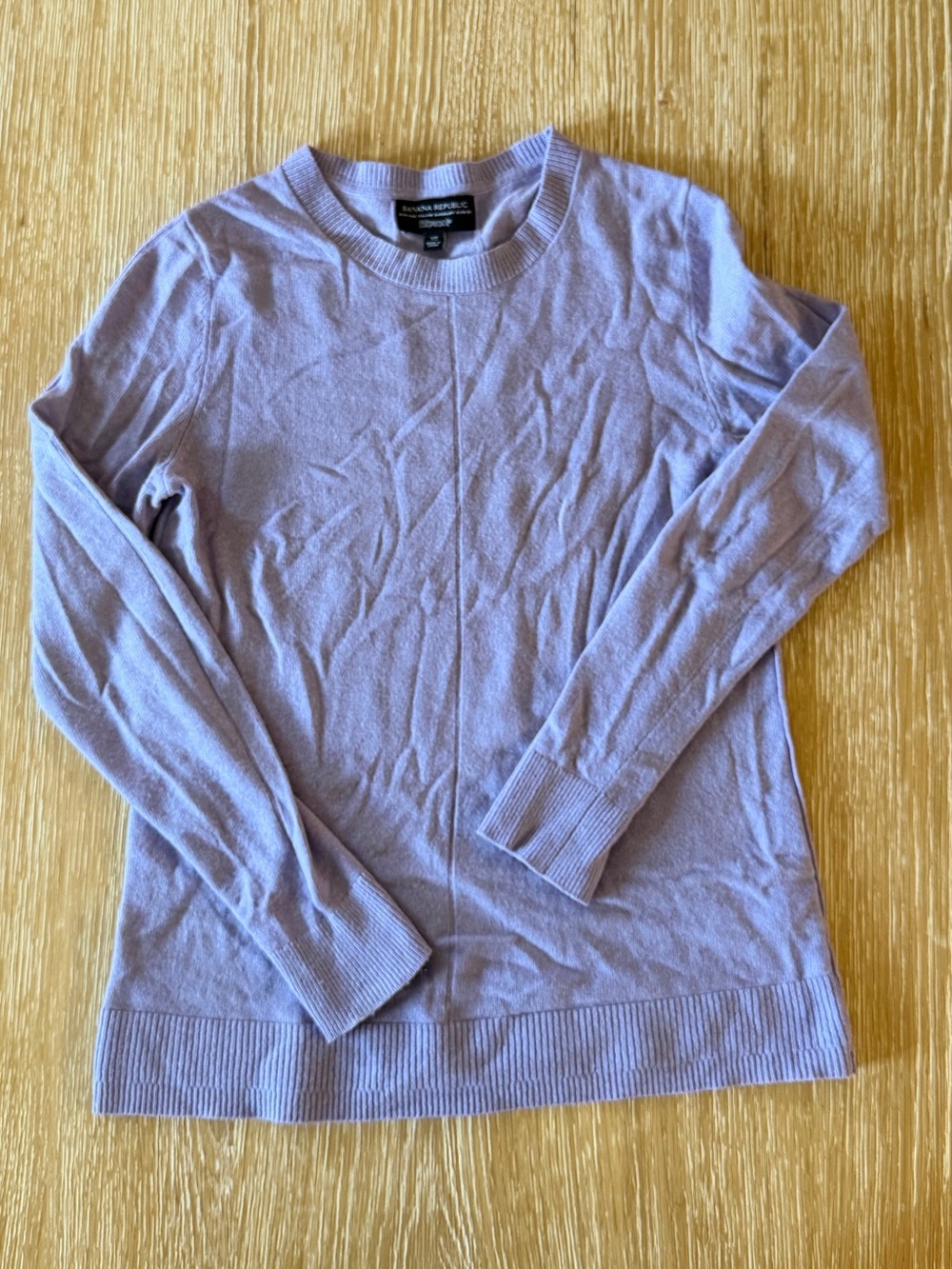Banana Republic Light Lavender Crewneck Sweater WOOL CASHMERE BLEND